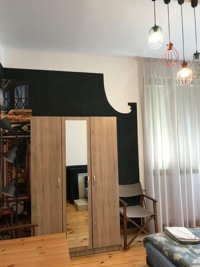 21 Han Asparuh Sofia Bagian luar foto