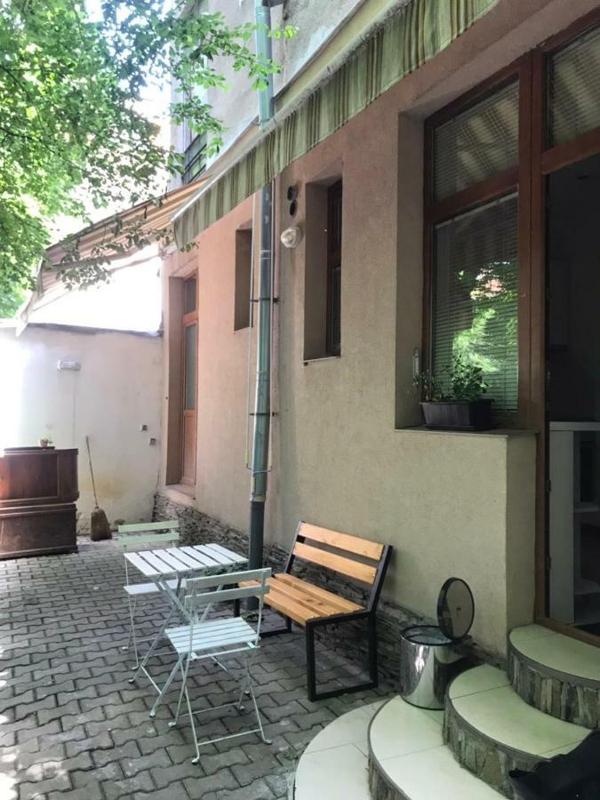 21 Han Asparuh Sofia Bagian luar foto