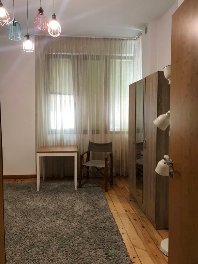 21 Han Asparuh Sofia Bagian luar foto